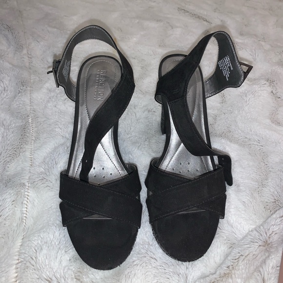 Black sparkly open toed heels. Sz 8.5 - Picture 11 of 11